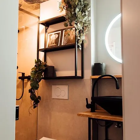 Stay At Smilla - Boutique Apartments Mit Kueche - Parken - Klima - Netflix - Waschmaschine Wiesbaden Exterior photo