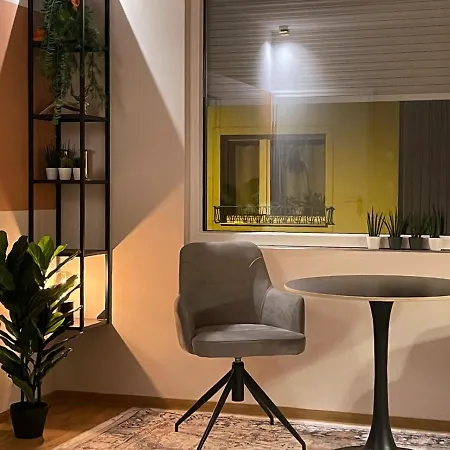 Stay At Smilla - Boutique Apartments Mit Kueche - Parken - Klima - Netflix - Waschmaschine Wiesbaden Exterior photo