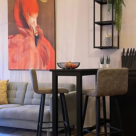 Stay At Smilla - Boutique Apartments Mit Kueche - Parken - Klima - Netflix - Waschmaschine Wiesbaden Exterior photo