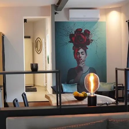 Stay At Smilla - Boutique Apartments Mit Kueche - Parken - Klima - Netflix - Waschmaschine Wiesbaden Exterior photo